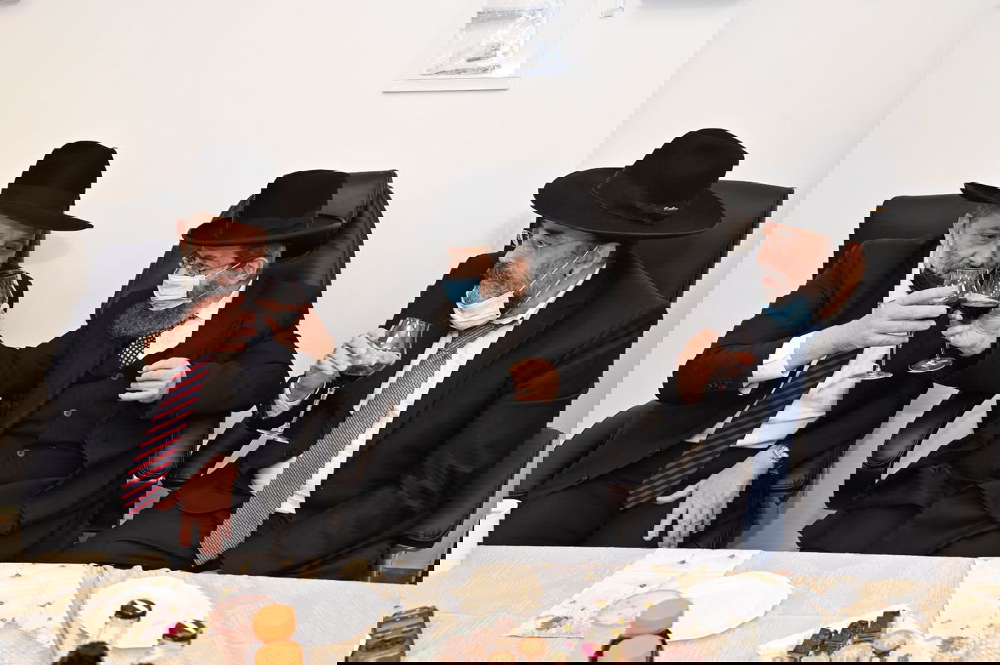 נחנכה לשכתו של רבה הספרדי של בני ברק הגר"מ בן שמעון