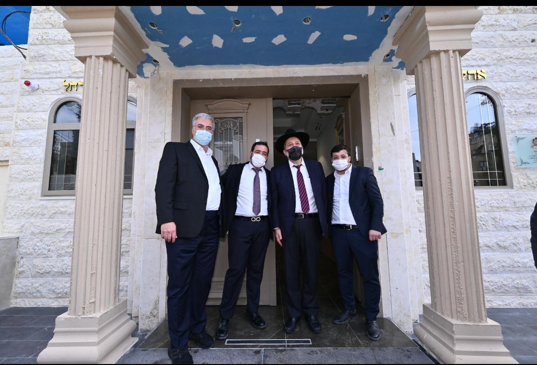 נחנכה לשכתו של רבה הספרדי של בני ברק הגר"מ בן שמעון