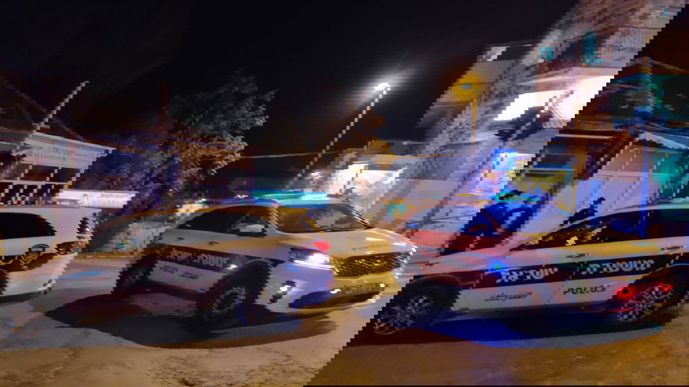 מצלמות הביטחון ב'כיכר השבת' - הוצתו וניזוקו; צפו