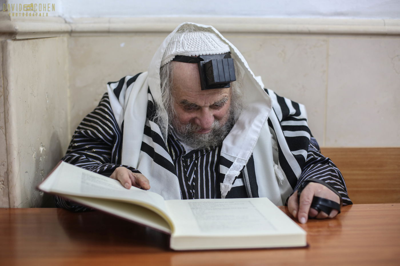 אבל כבד: גאב"ד קארלסבורג הגאון רבי יחזקאל ראטה זצ"ל