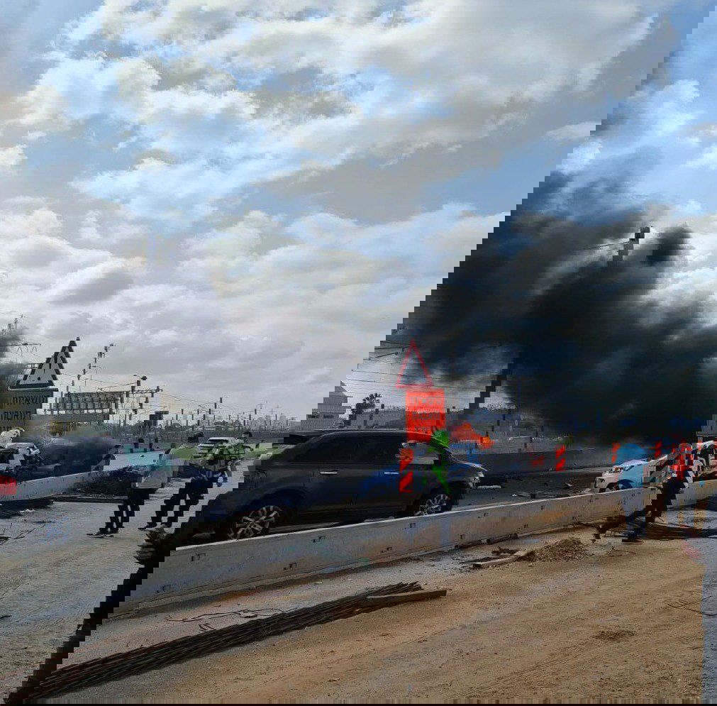 המרדף הסתיים בתאונה, פצועים ורכב שעלה באש