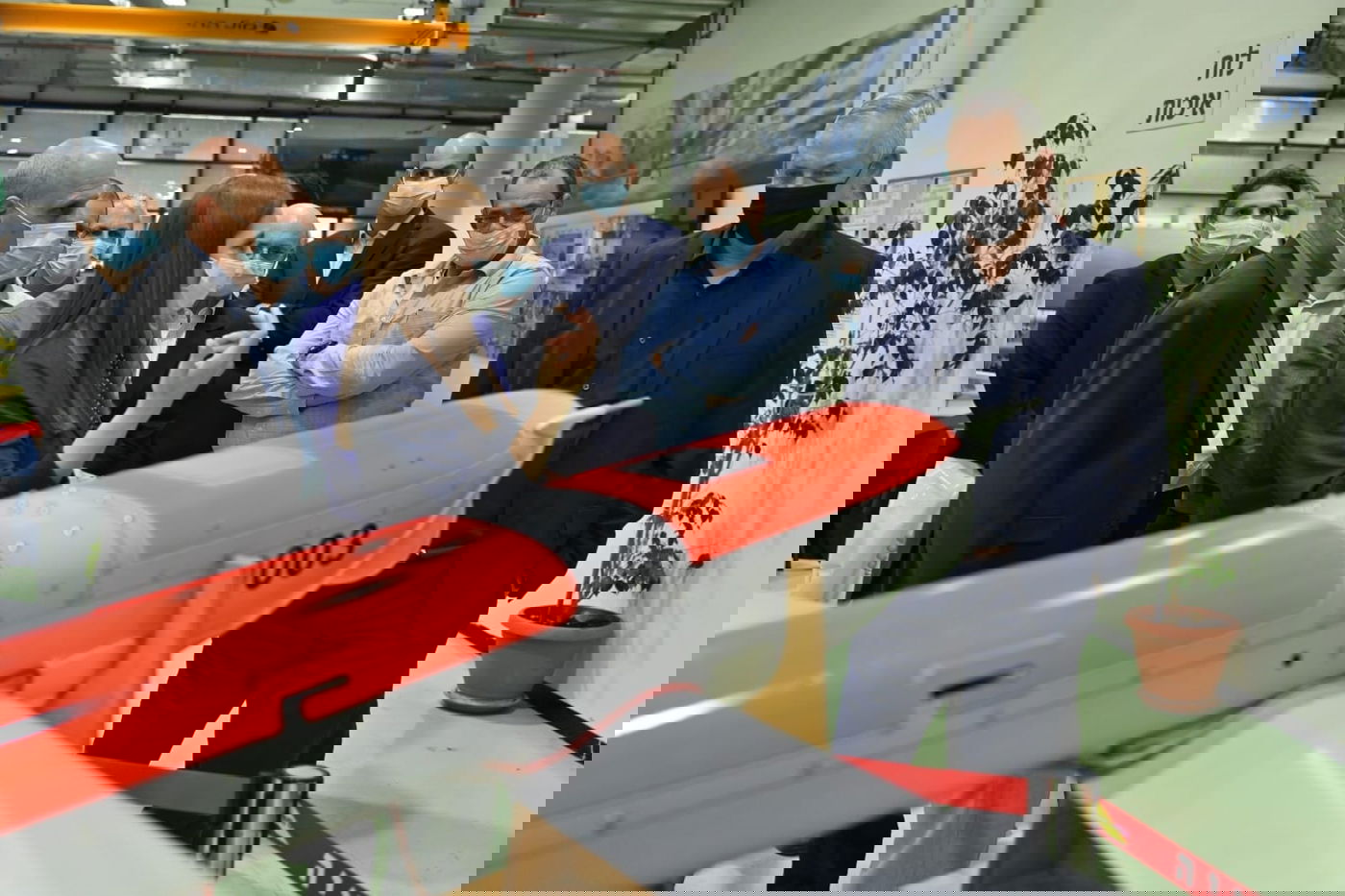 בני גנץ:  "אם לא ננהג באחריות לא נחגוג את ליל הסדר ביחד"