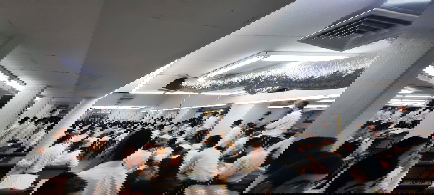 לאחר התקיפה: ראש הישיבה מסר שיעור • תיעוד