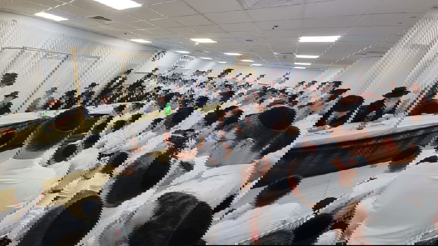 ביקור היסטורי: ראש הישיבה הגיע לפתח תקווה