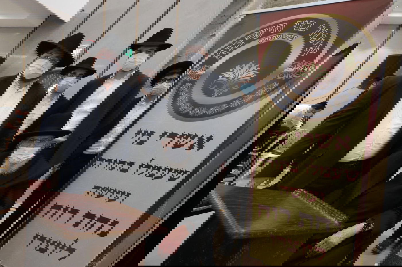 פייער! ברען!  • הגרב"מ הלהיט את הבחורים