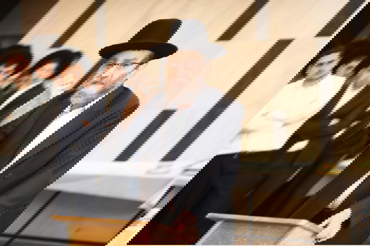 ביקור גפני ב'חברון' והסרת המודעה; גרסת תלמידי הישיבה