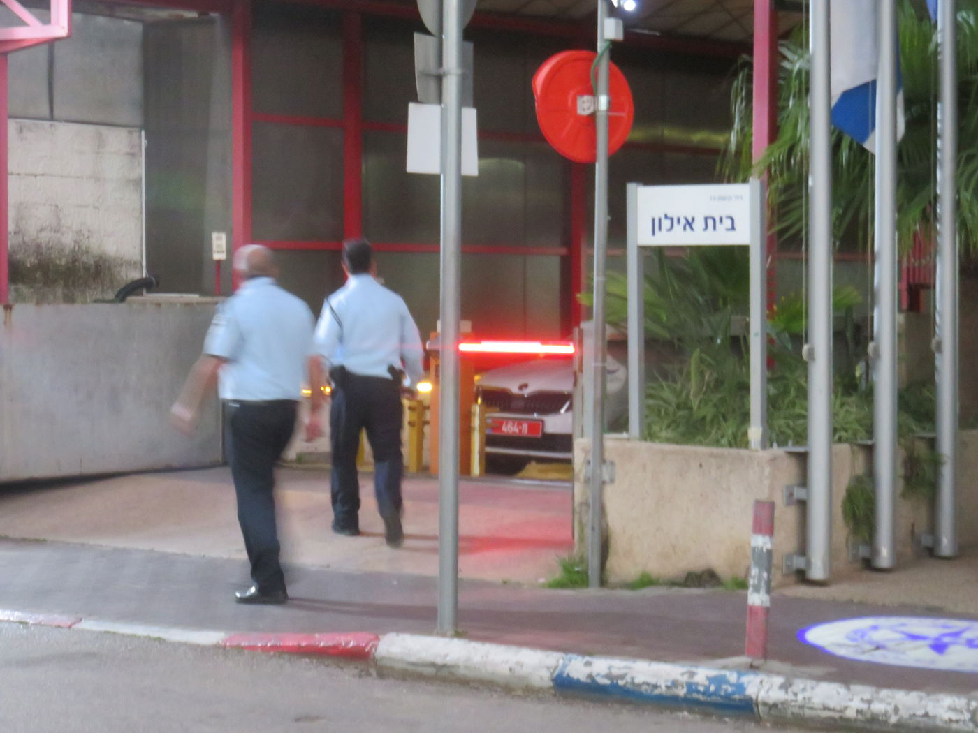 מנהל בית הספר של 'הפלג' עוכב לחקירה