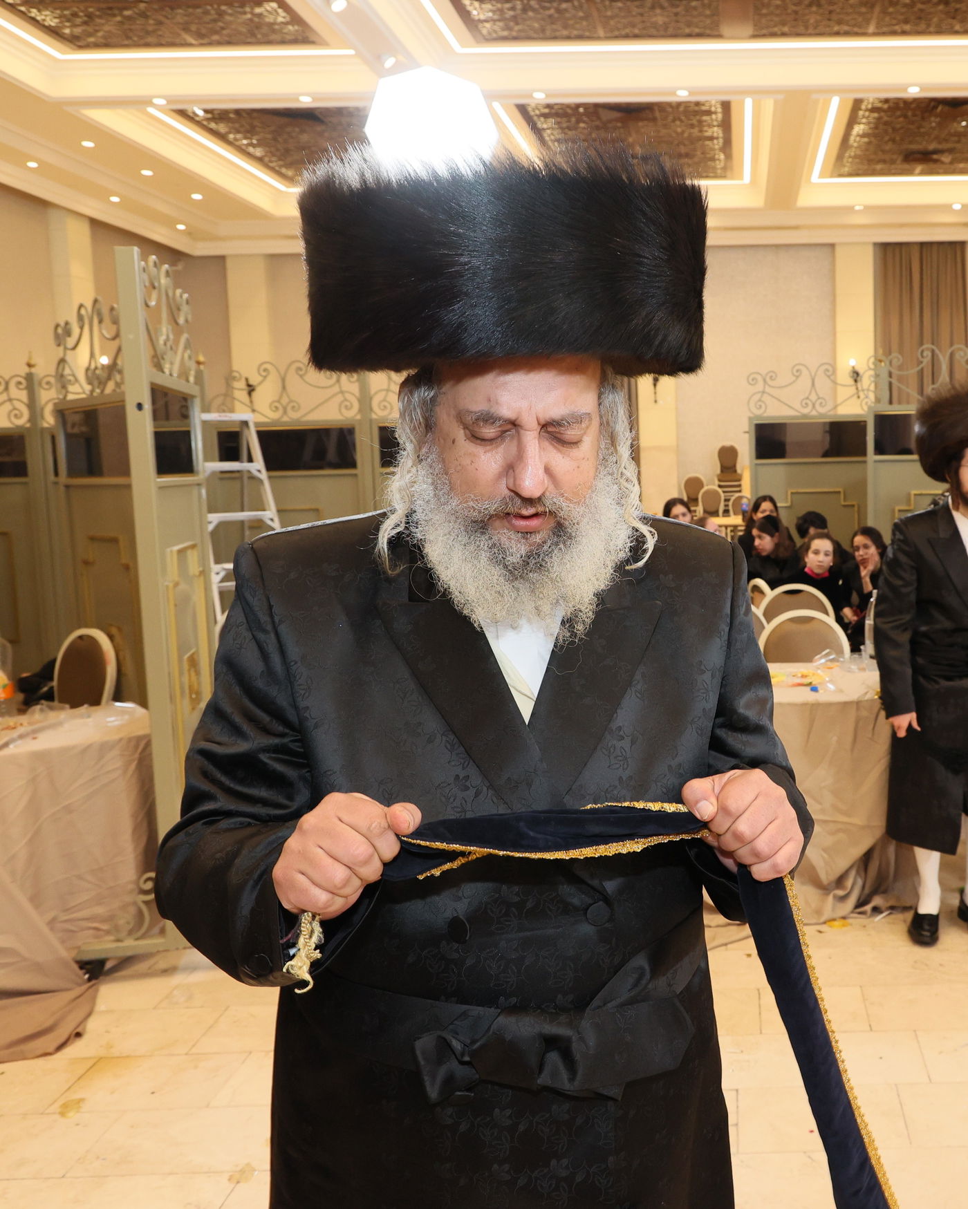 שמחת הנישואין בחצרות רימינוב - קאמרנא - טשערנוביץ