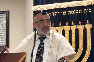 הרב שלמה זביחי עם מנהגי חודש ניסן - בשפה הפרסית • צפו