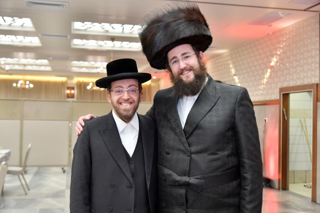 תיעוד: שמחת בר מצווה לבן מנצח מקהלת מלכות