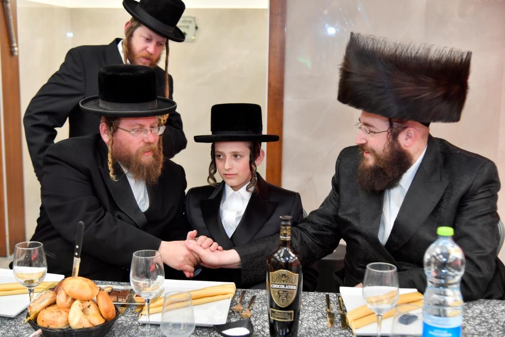 תיעוד: שמחת בר מצווה לבן מנצח מקהלת מלכות