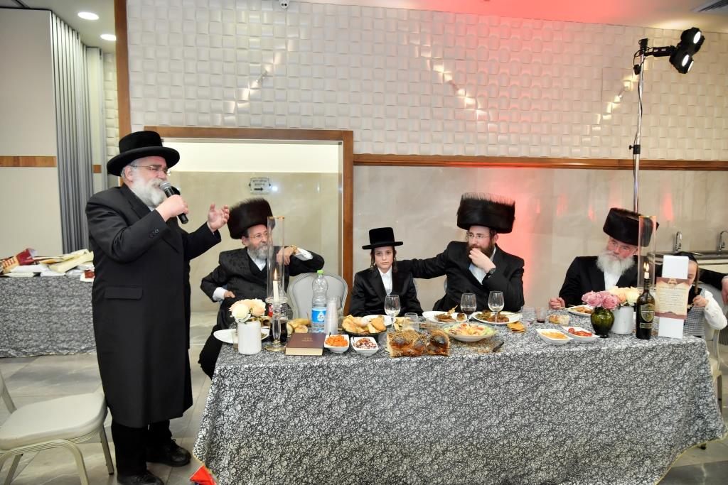 תיעוד: שמחת בר מצווה לבן מנצח מקהלת מלכות