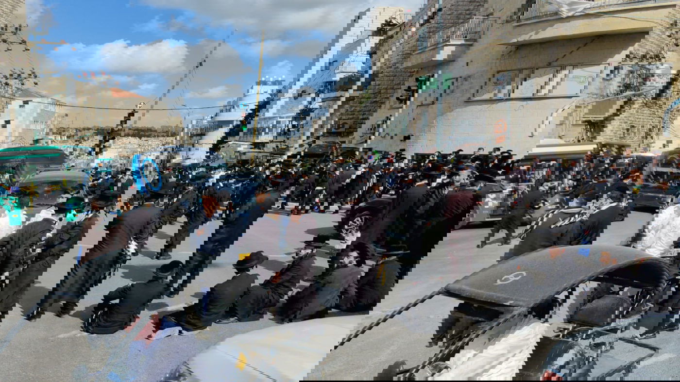 מעצר הבחורה: קיצוניים יצאו להפגין • תיעוד