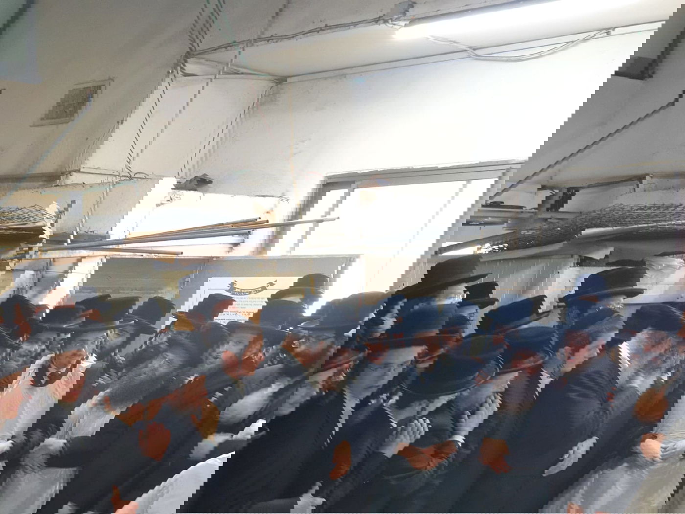 האדמו"ר מסאדיגורה באפיית מצות; תיעוד