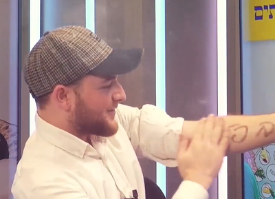 מני הולנדר באולפן