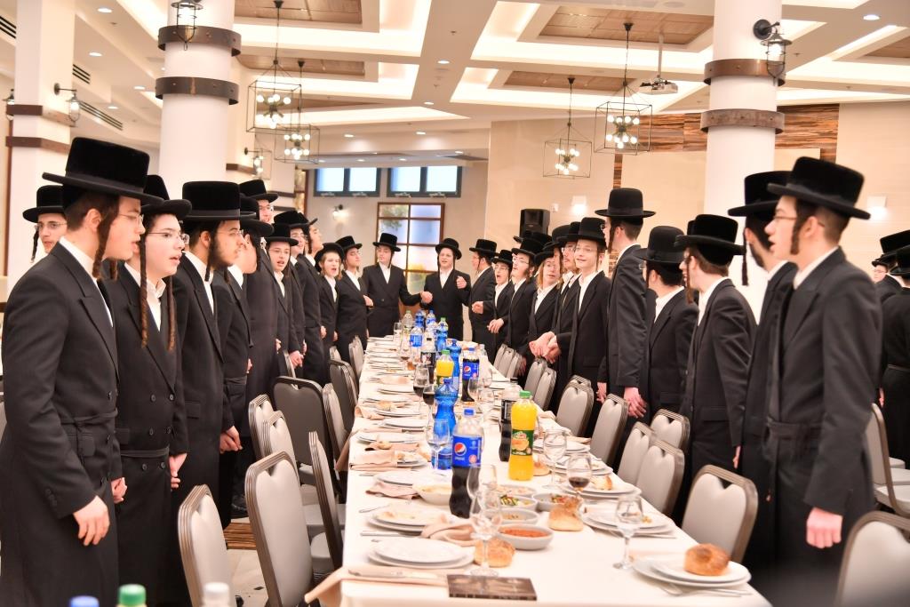 מעמד כבוד התורה בישיבת מכנובקא באלעד