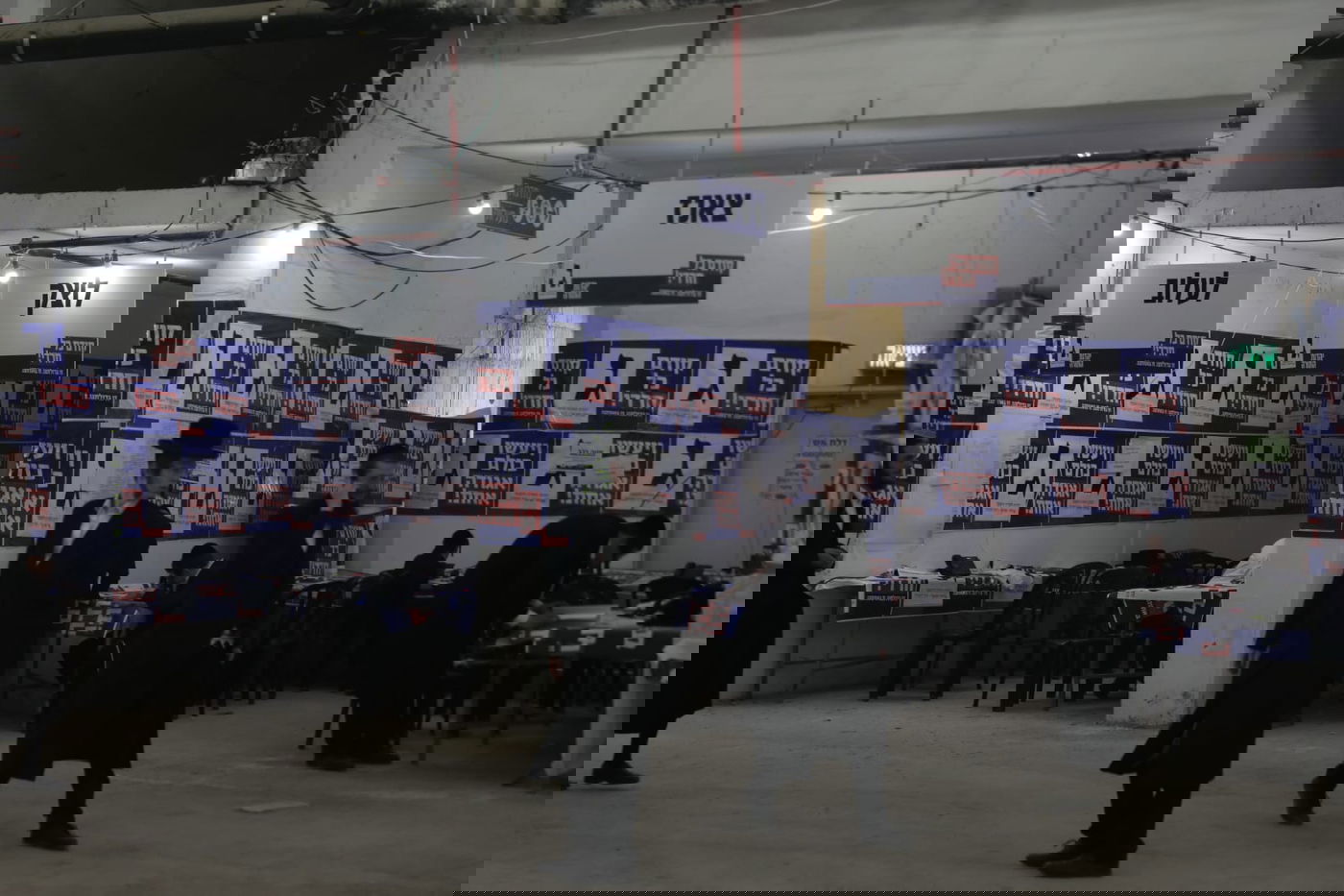 מטה אגודת ישראל שוקק מפעילות • תיעוד