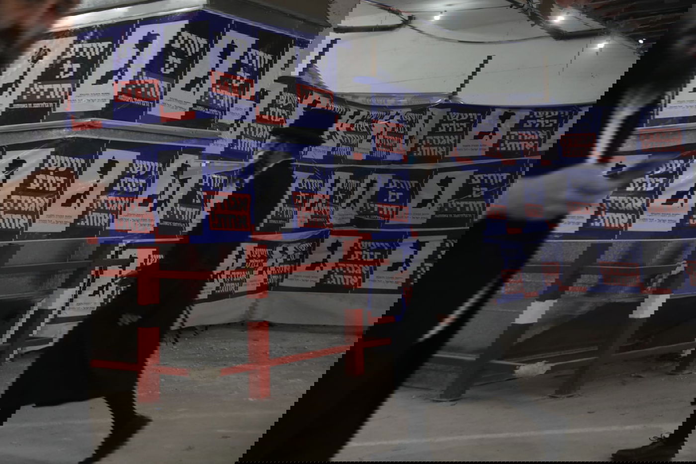 מטה אגודת ישראל שוקק מפעילות • תיעוד