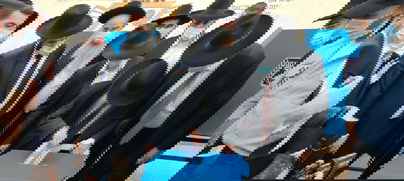 ראש הישיבה צעד 483 מטרים כדי להצביע