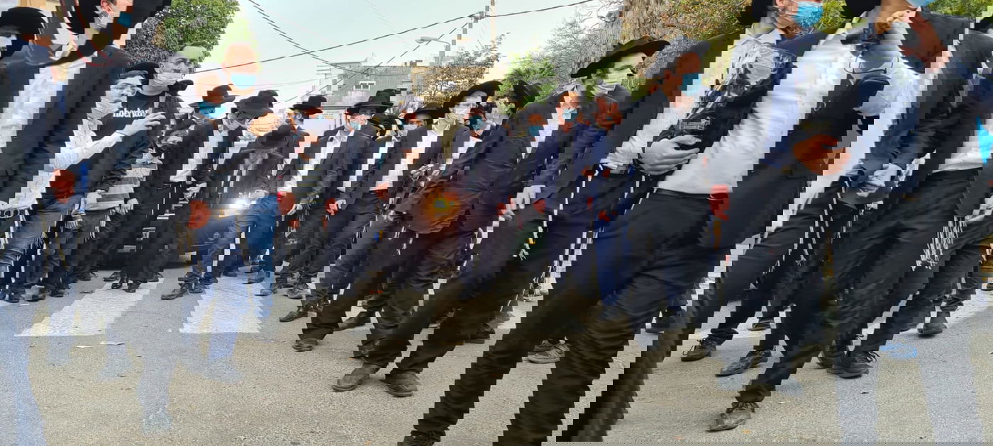 ראש הישיבה צעד 483 מטרים כדי להצביע