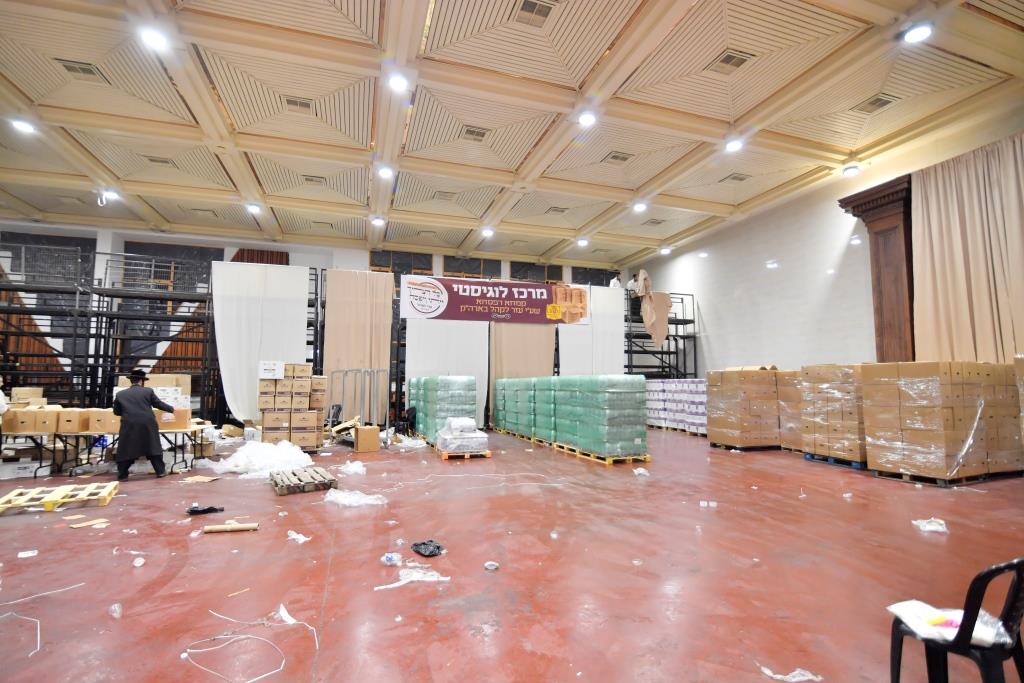 בניו של האדמו"ר ביקרו במרכז הקמחא דפסחא