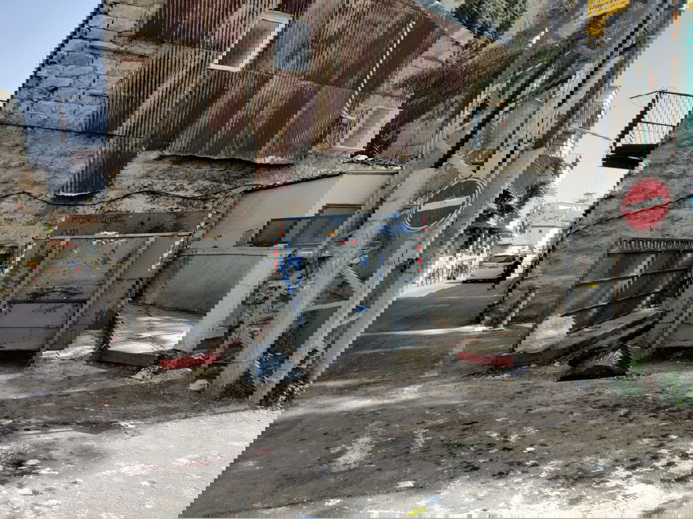 פינוי האשפה משוק מאה שערים - הופסק