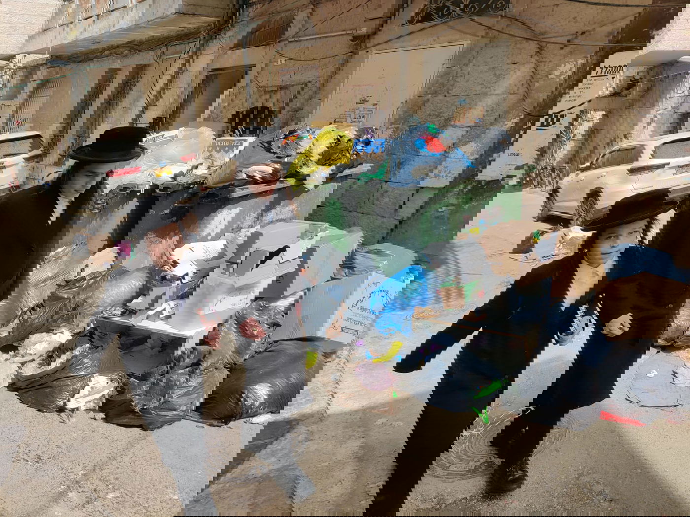 פינוי האשפה משוק מאה שערים - הופסק