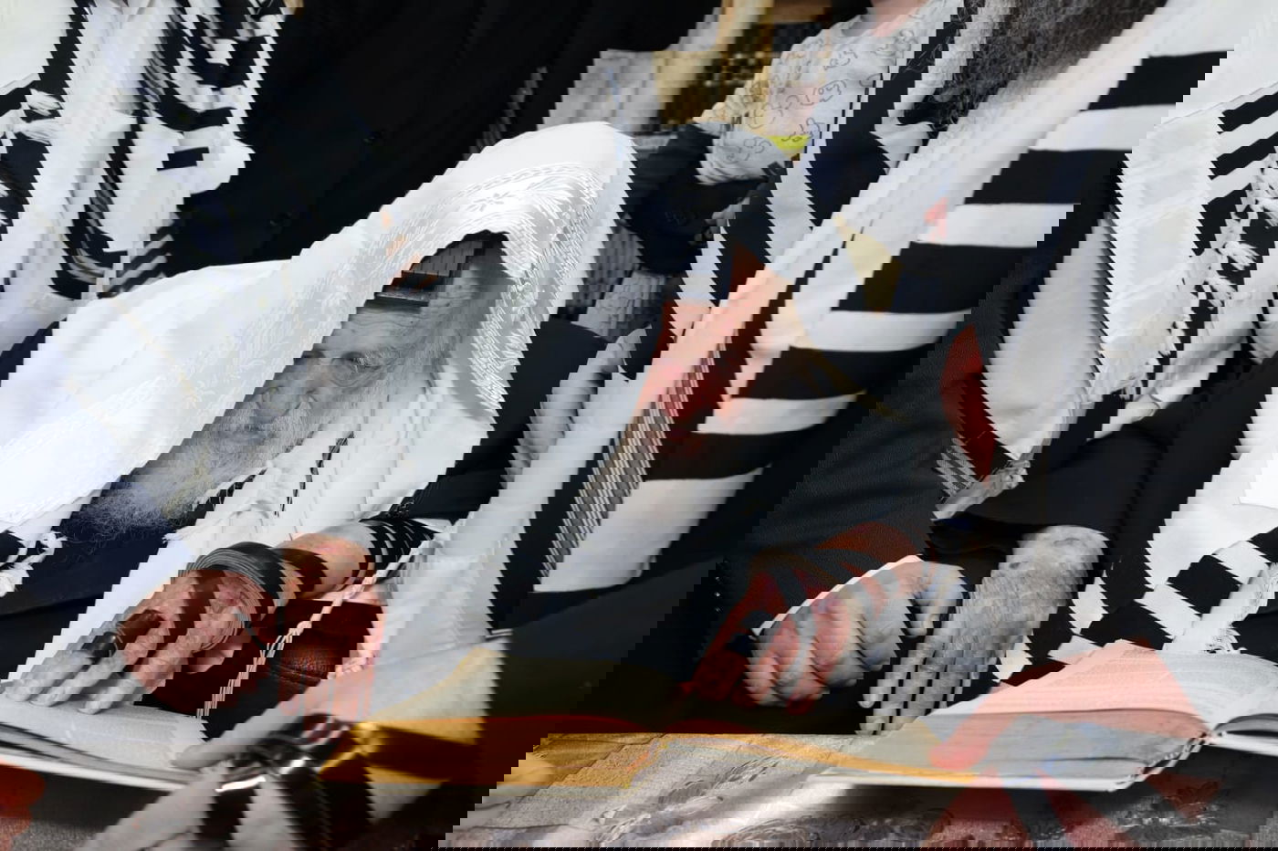 מרן שר התורה סיים את התורה - והתחיל מחדש; תיעוד