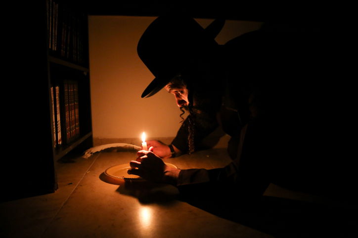 בדיקת חמץ. אילוסטרציה