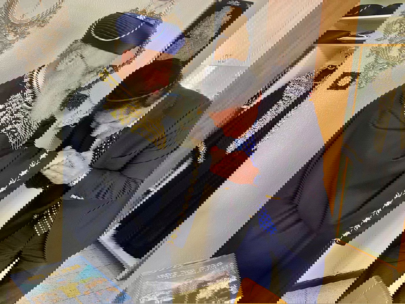 המצות שרב הסלבס העניק לראשון לציון