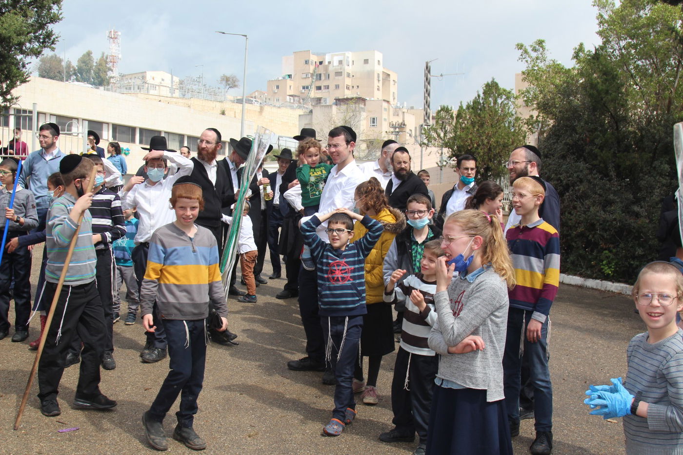 תיעוד נרחב: מודיעין עילית שרפה את החמץ