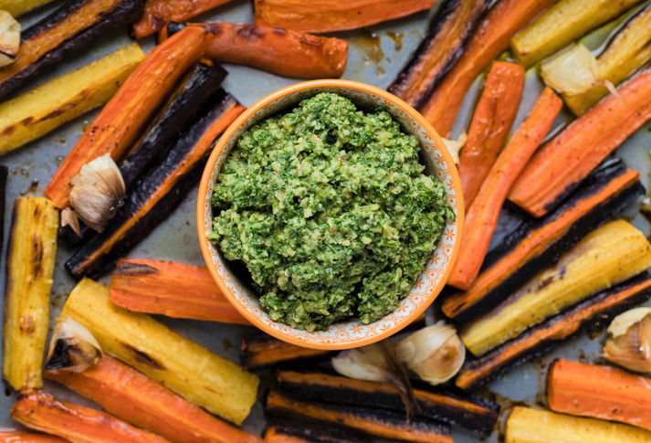 רוטב פסטו בזיליקום בגרסת פרווה מעולה