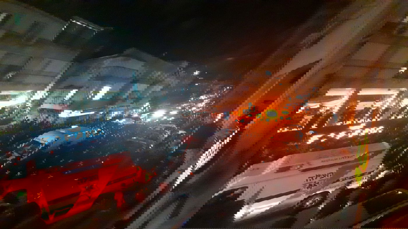 ההמונים בהלוויה