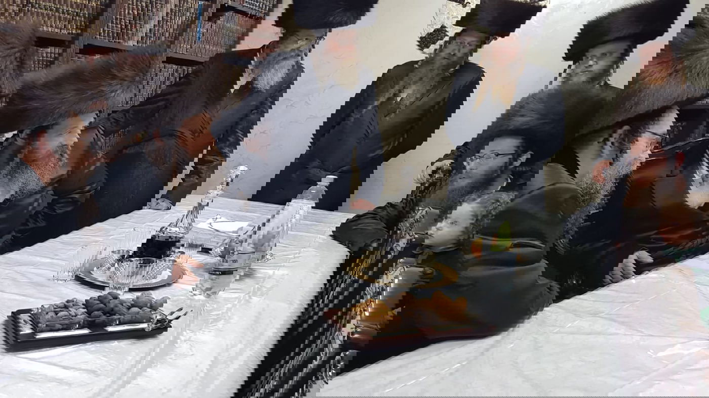 תיעוד: הרבי מסקולען י-ם מסר שיעור תורה בפיטסבורג