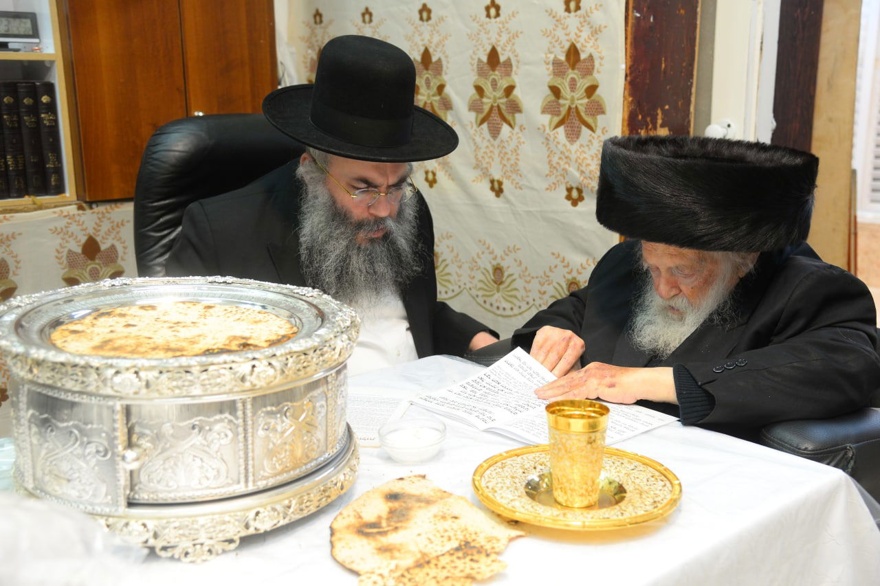 תיעוד: מרן הגר"ח קנייבסקי נפרד מהמצות