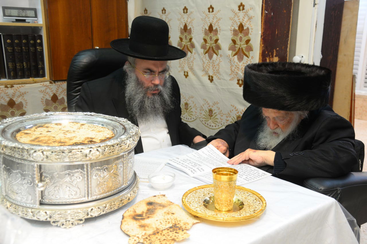 תיעוד: מרן הגר"ח קנייבסקי נפרד מהמצות