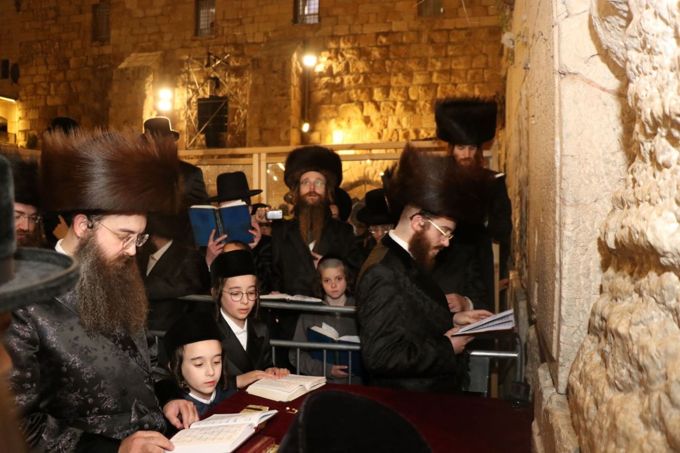 מראות חג הפסח בסאדיגורה ירושלים • תיעוד