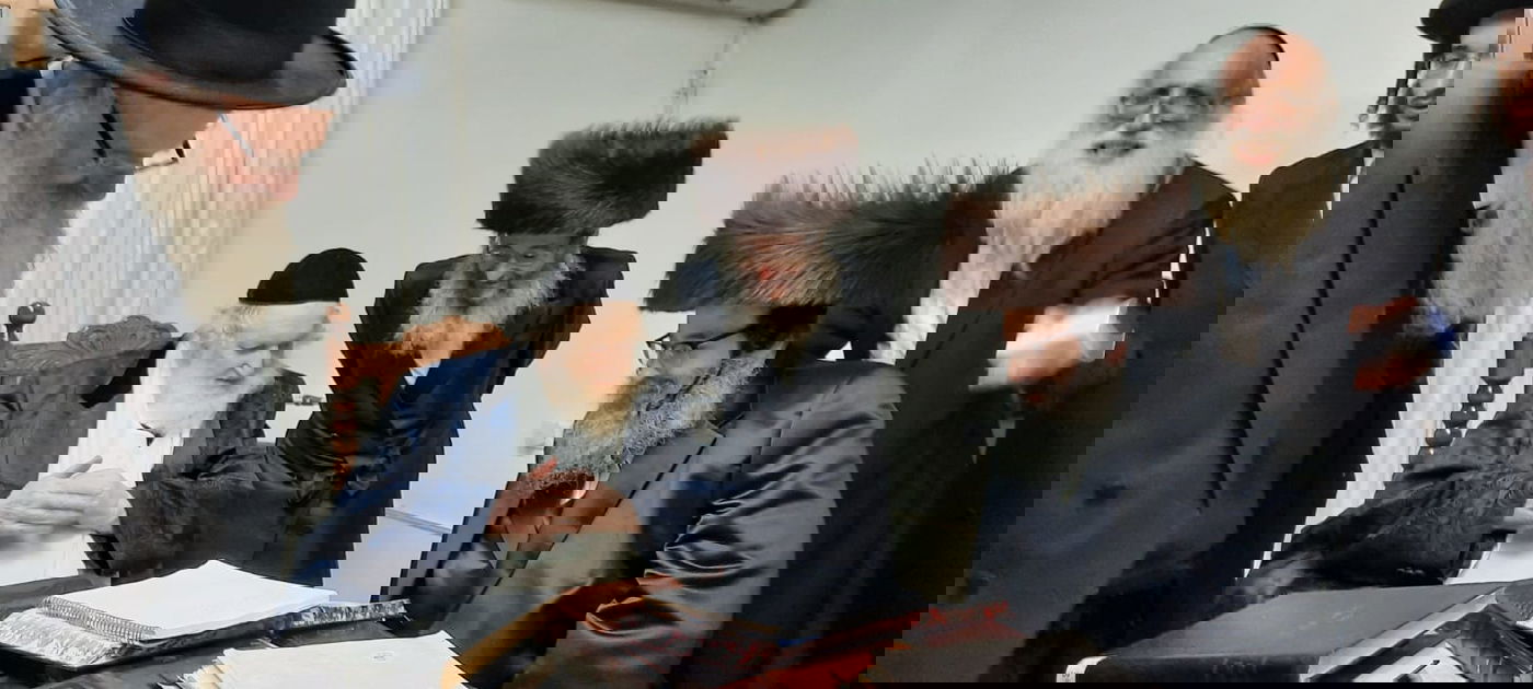 מראות חג הפסח בקהילת סאטמר בבני ברק