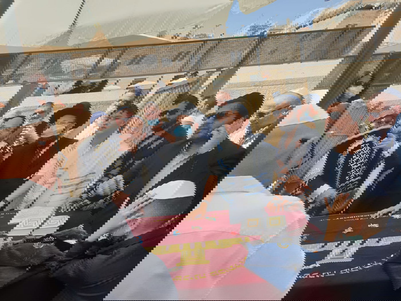 השחקן יהודה לוי חגג בר מצווה לאחיינו בכותל המערבי