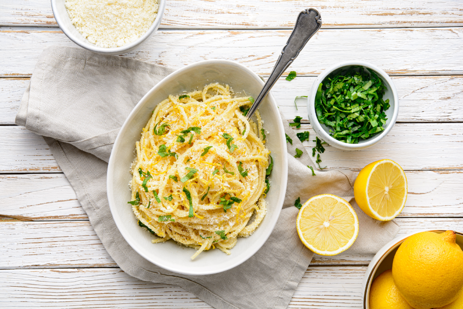 מוכנה בתוך 25 דקות: פסטה עם רוזמרין ולימון