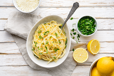 מוכנה בתוך 25 דקות: פסטה עם רוזמרין ולימון