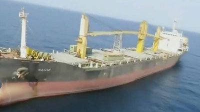 שר החוץ האיראני מכחיש: הספינה שהותקפה לא שימשה למטרות ביון