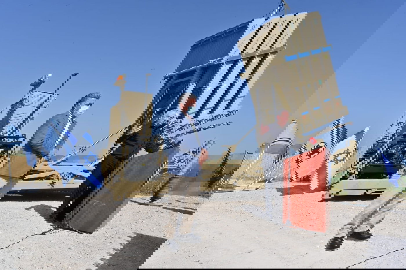 גנץ: 'נערכים מול איומים שאיראן מציבה לנו'