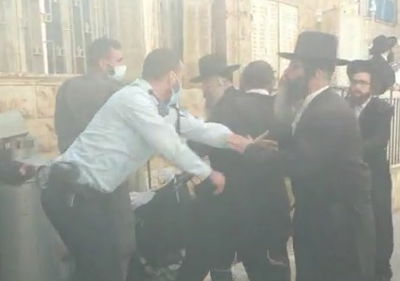 מהומה בגאולה: הרווחה הגיעה לעצור הורים