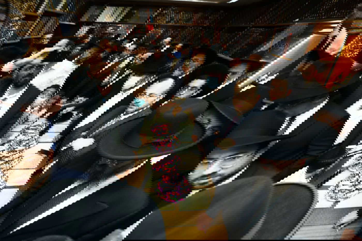 תיעוד: ברית המילה לנין מרן הגר"ע יוסף זצ"ל