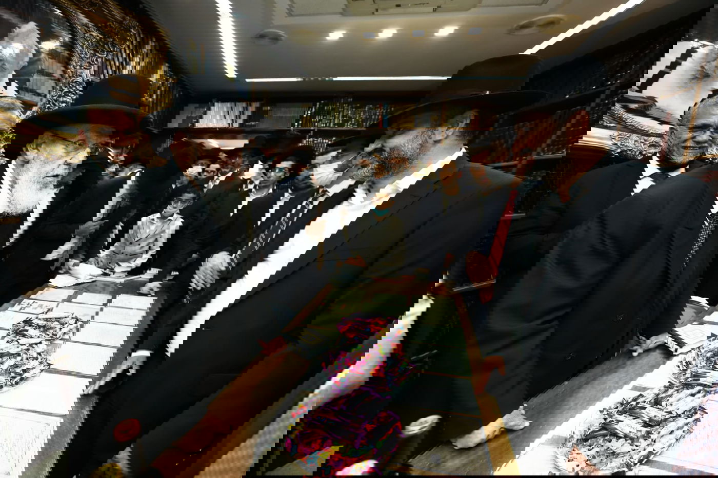 תיעוד: ברית המילה לנין מרן הגר"ע יוסף זצ"ל