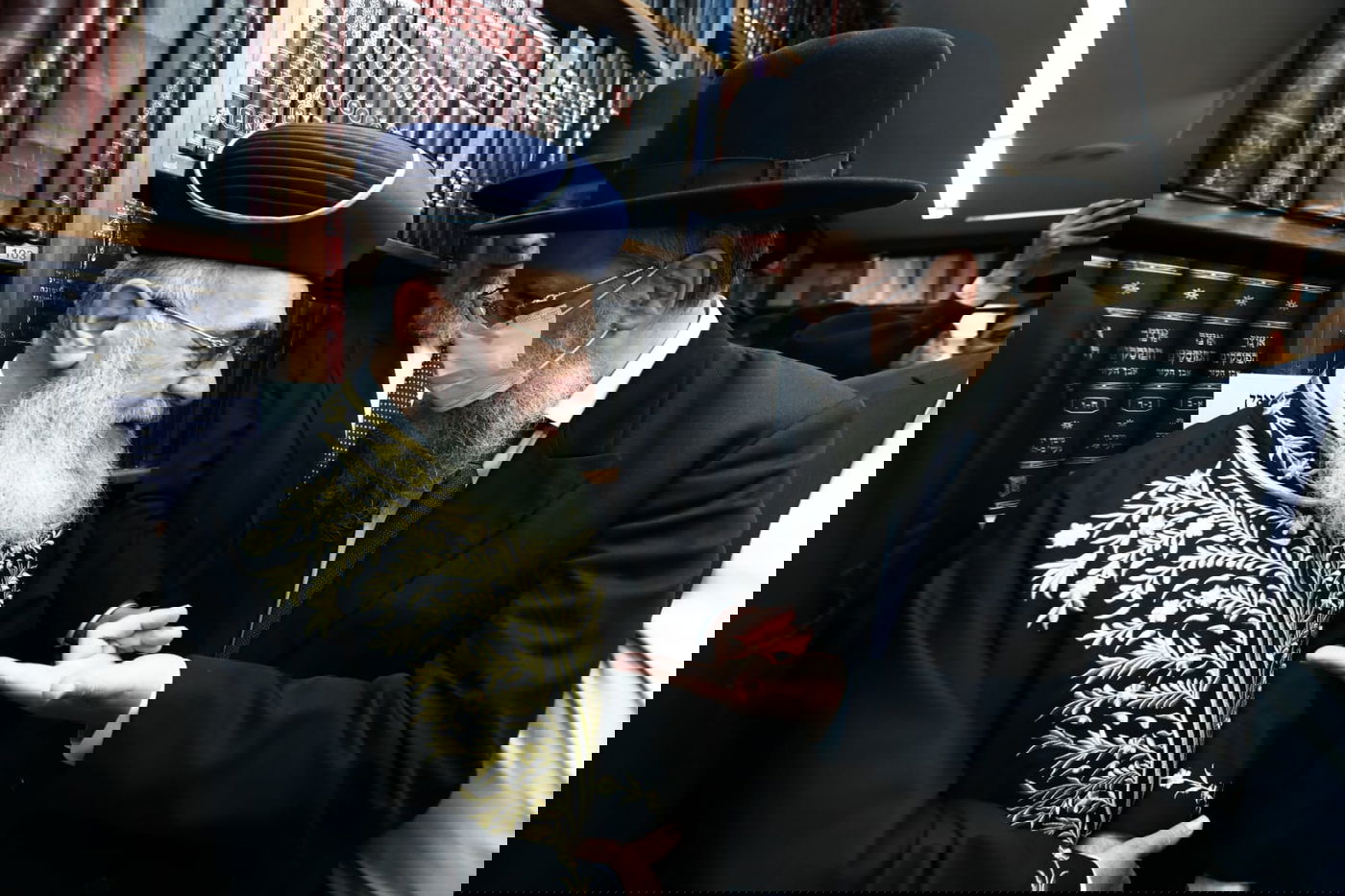 תיעוד: ברית המילה לנין מרן הגר"ע יוסף זצ"ל