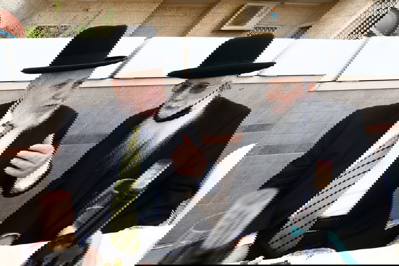 תיעוד: ברית המילה לנין מרן הגר"ע יוסף זצ"ל