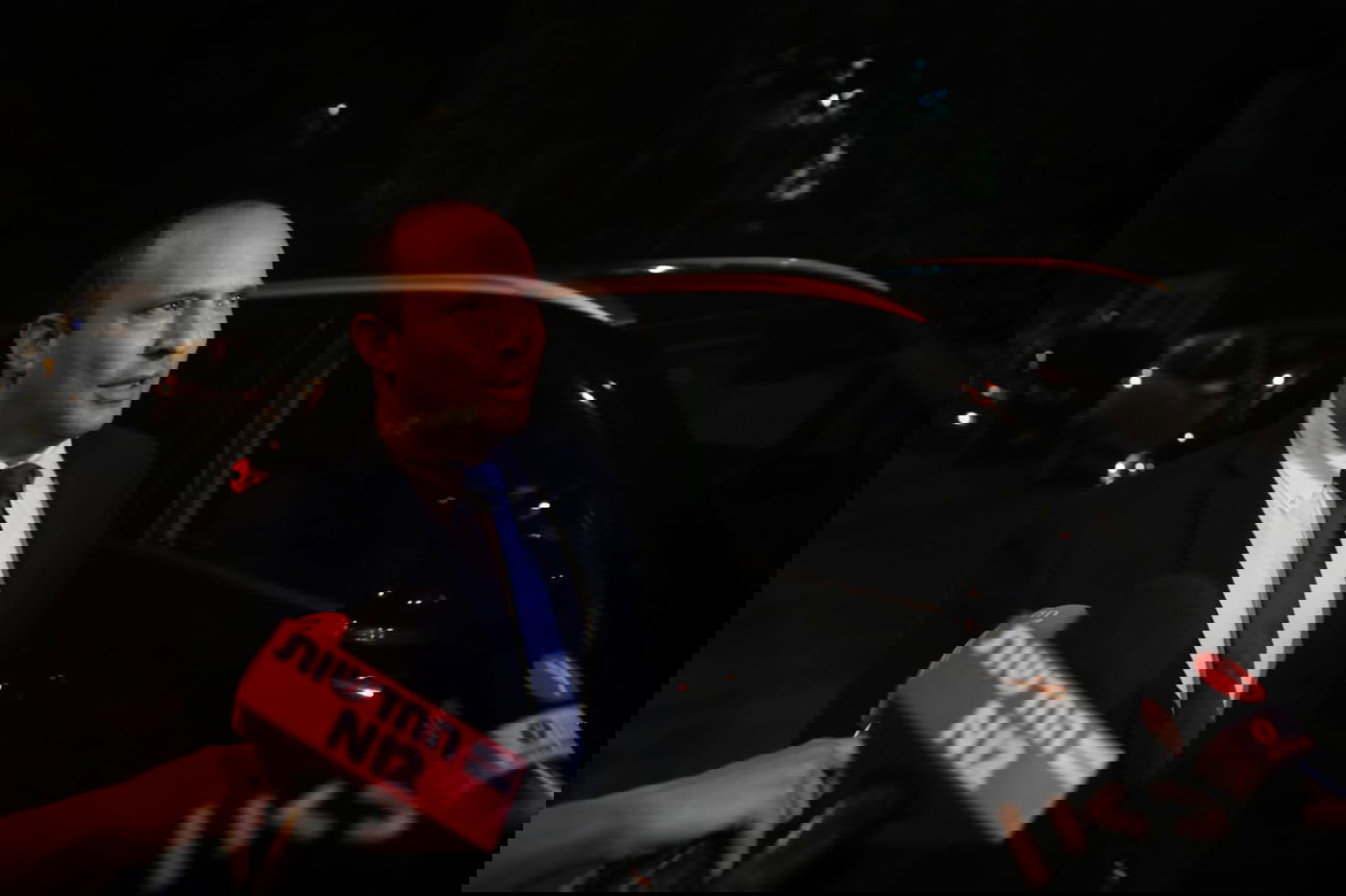 בנט נפגש עם נתניהו: "מתחייב לחלץ את ישראל מהכאוס"