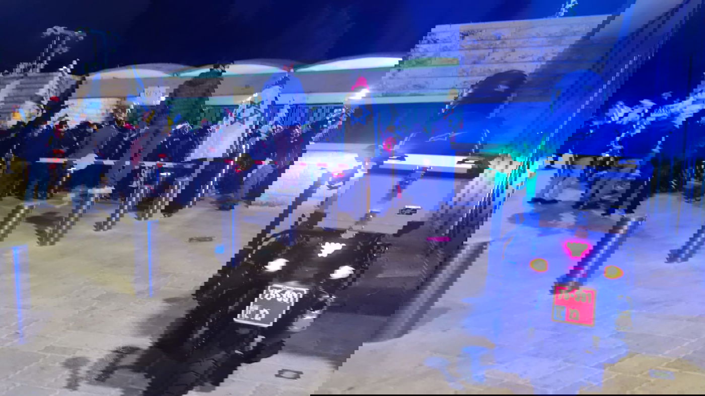 עשרות הפגינו בסמוך לבית הנשיא; תיעוד